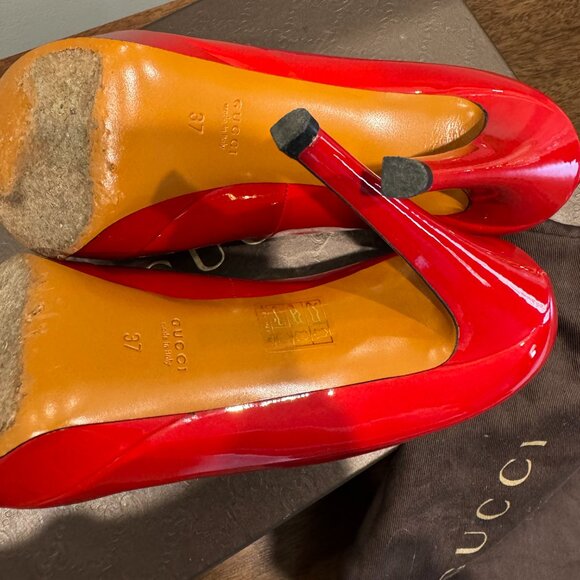 Gucci Red Vernice Crystal Tabasco Platform Heels - Picture 7 of 7